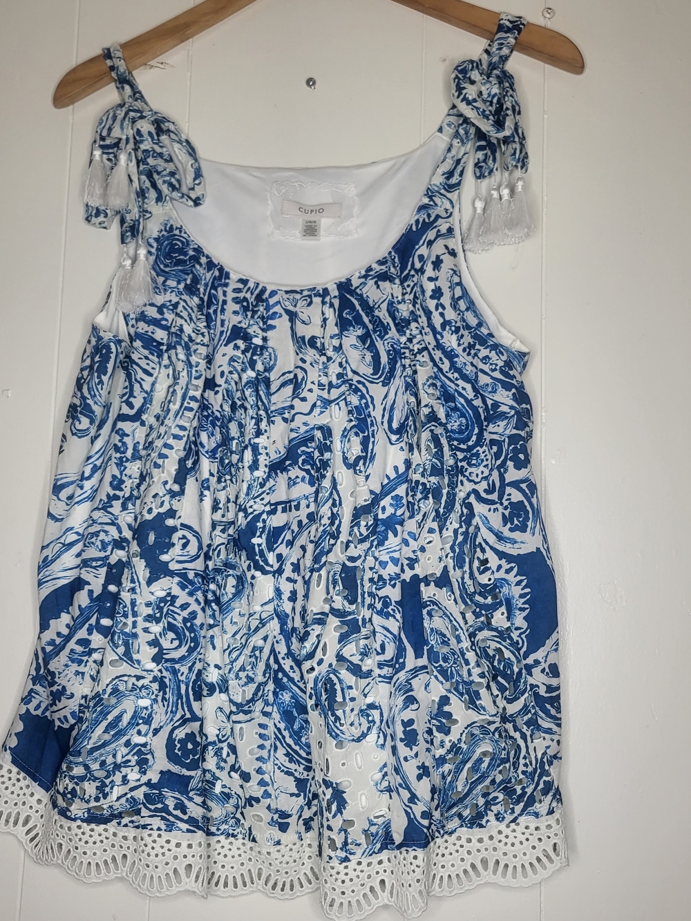 Blue & White Paisley Tie-Shoulder Tank Top